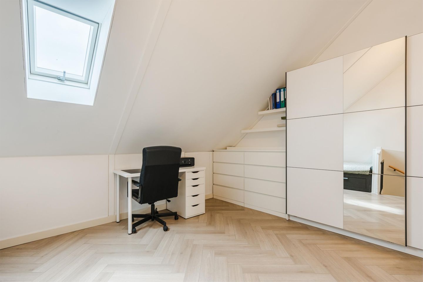 Foto 29 van Burgemeester van Meetelenstraat 45