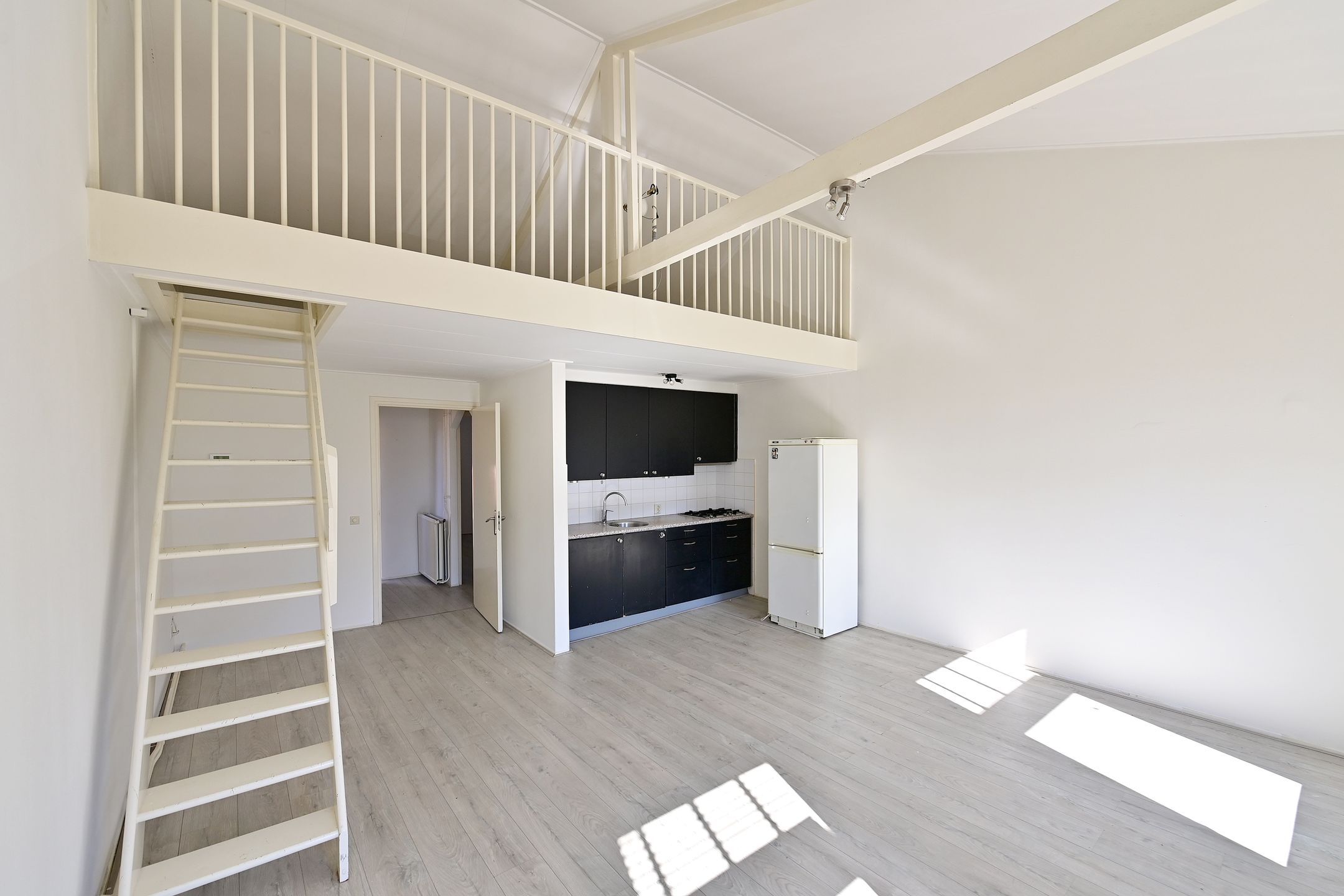 Photo 3 of Gijsbrecht van Amstelstraat 146-A