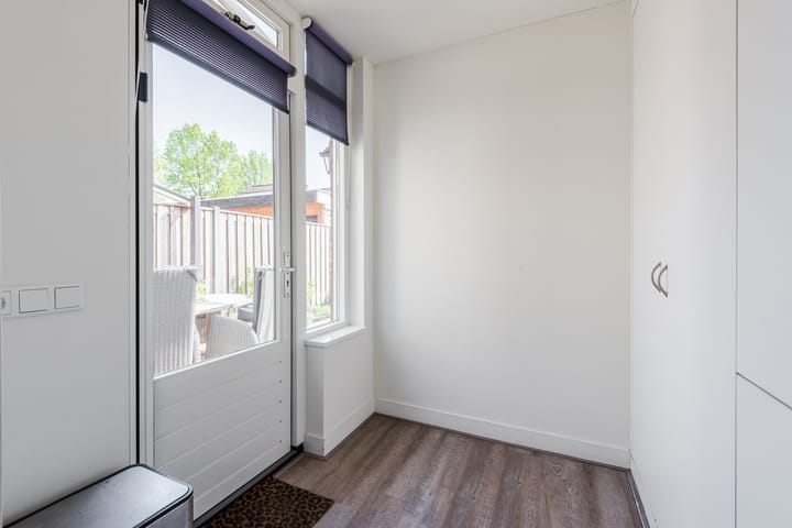 Foto 15 van Koenraadstraat 4