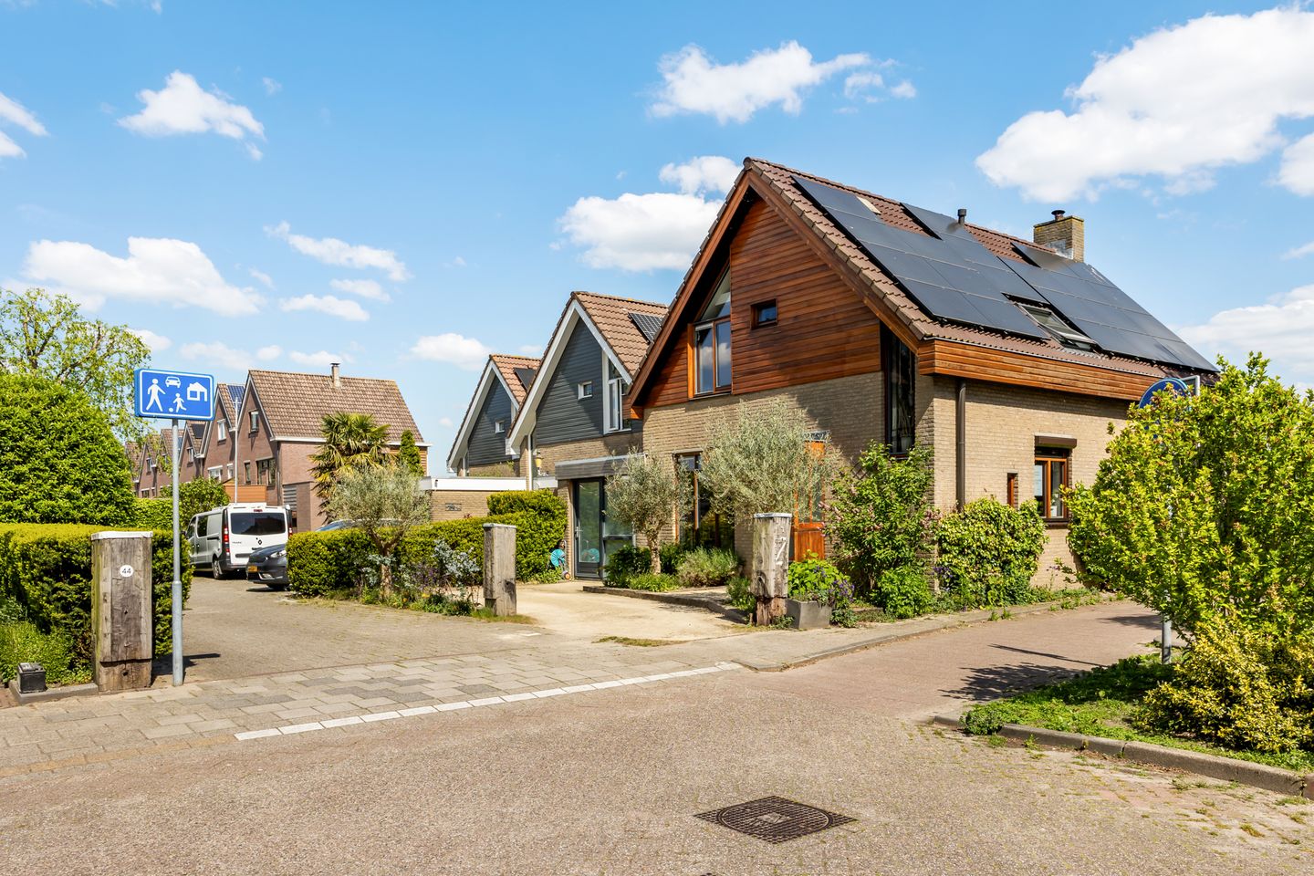 Photo 44 of Pinaskade 50