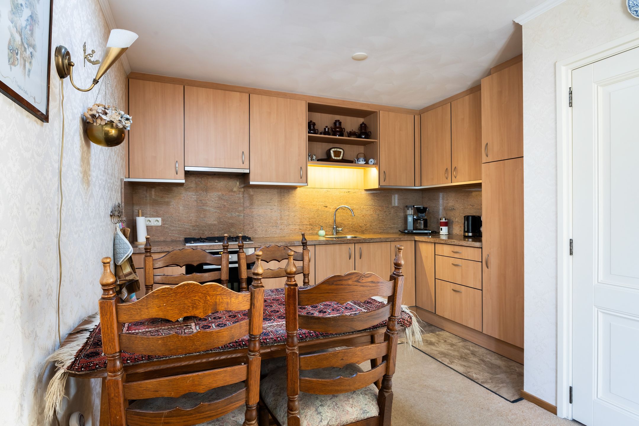 Foto 9 van Evertsenstraat 8