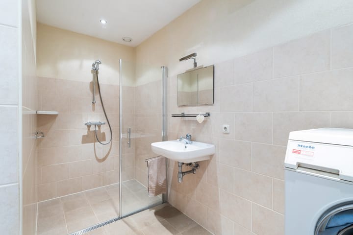 Foto 15 van Evertsenstraat 8