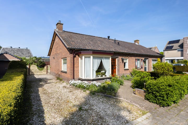 Foto 32 van Evertsenstraat 8