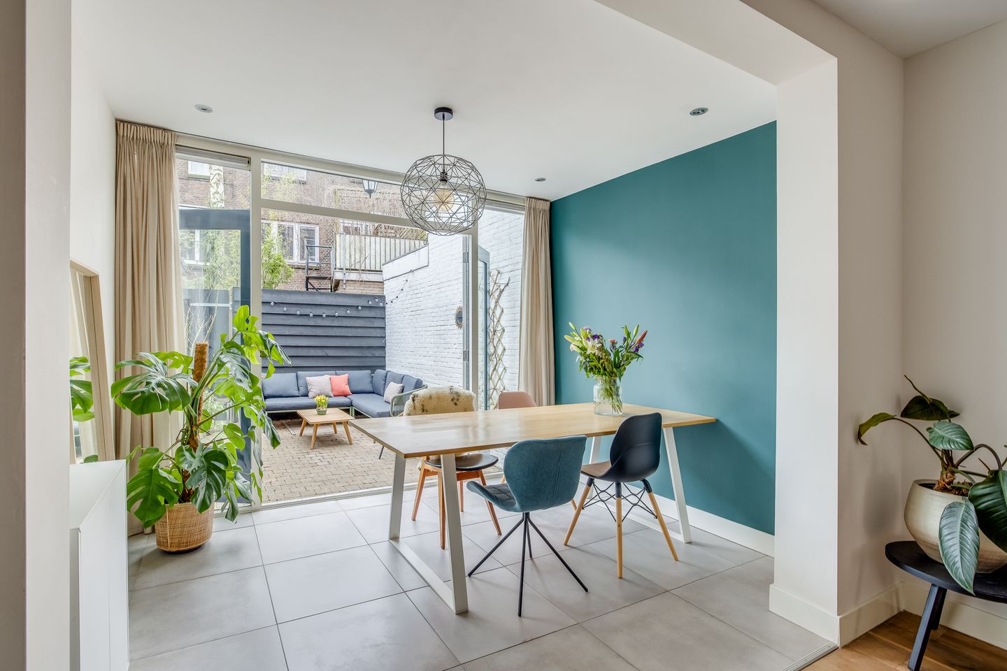 Foto 20 van Minahassastraat 5