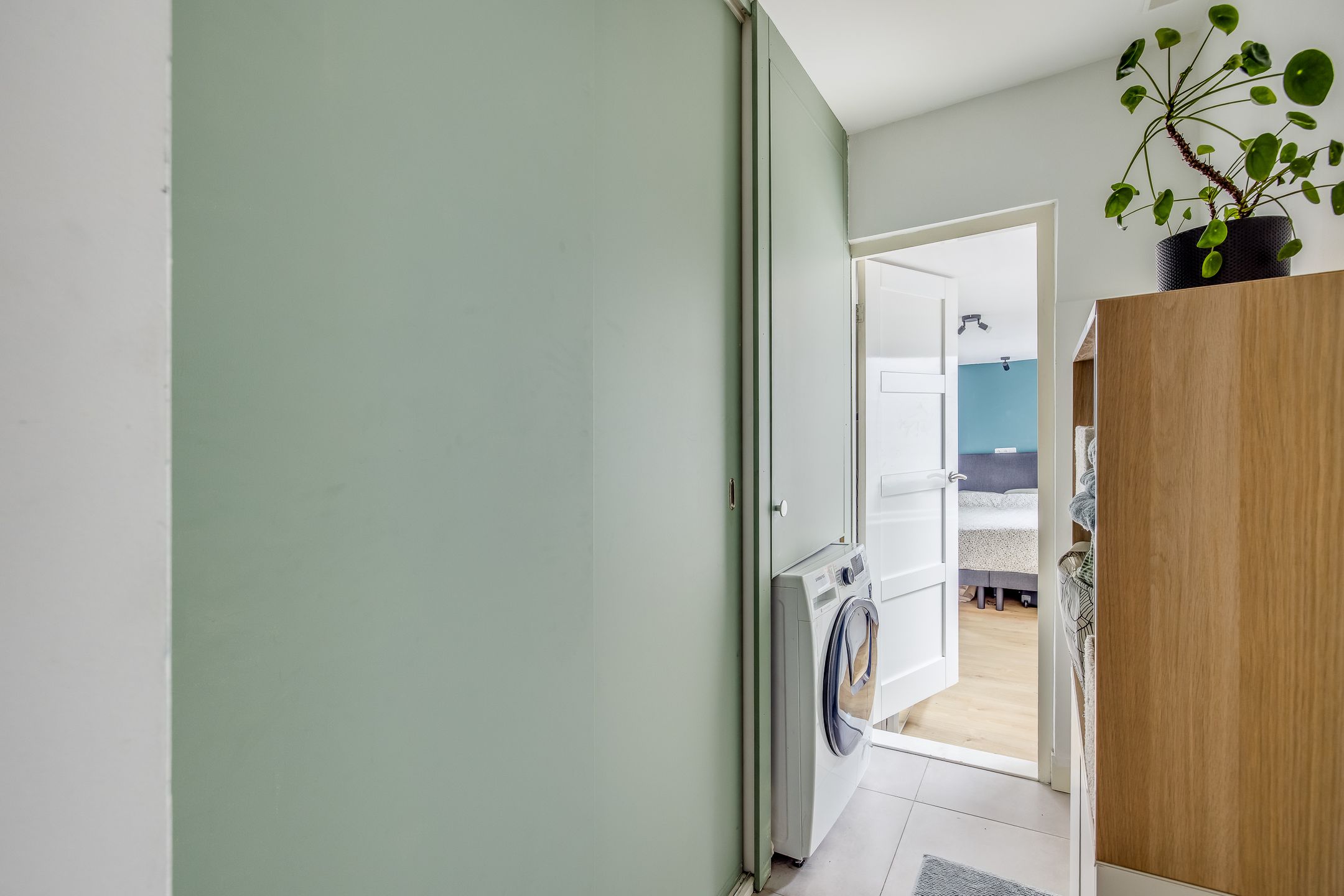 Foto 24 van Minahassastraat 5