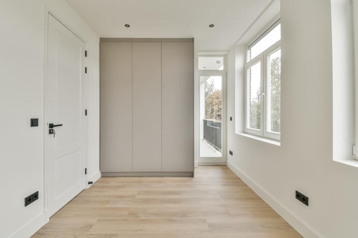 Foto 25 van Reinier Claeszenstraat 53-2