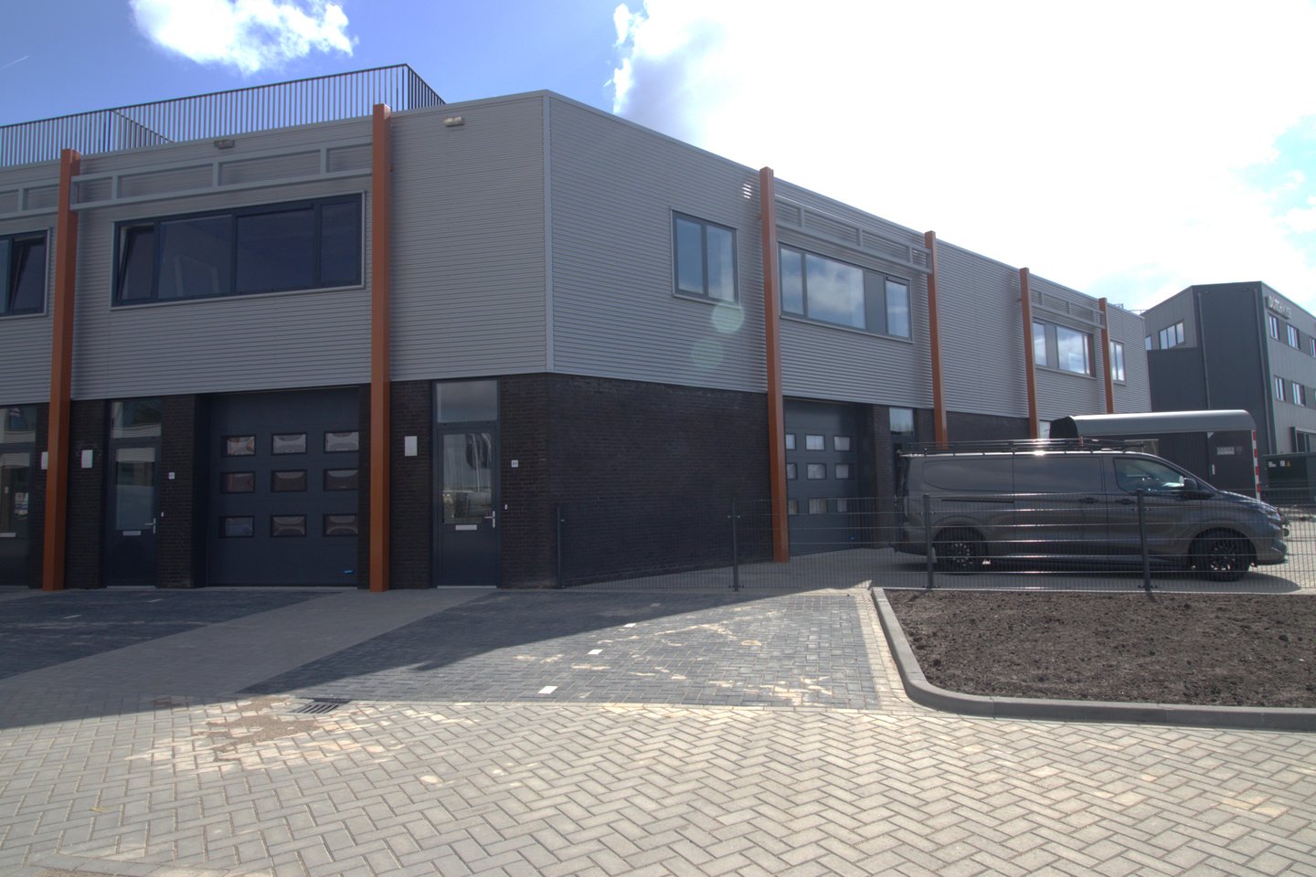 View photo 2 of Cilinderweg 89