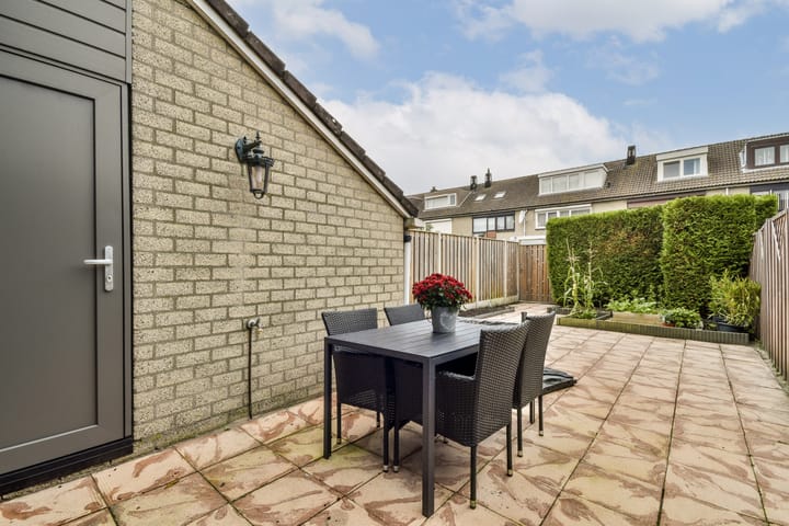 Photo 7 of Vlaggemast 22