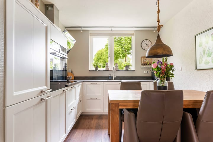 Photo 8 of Willem Dreeslaan 261