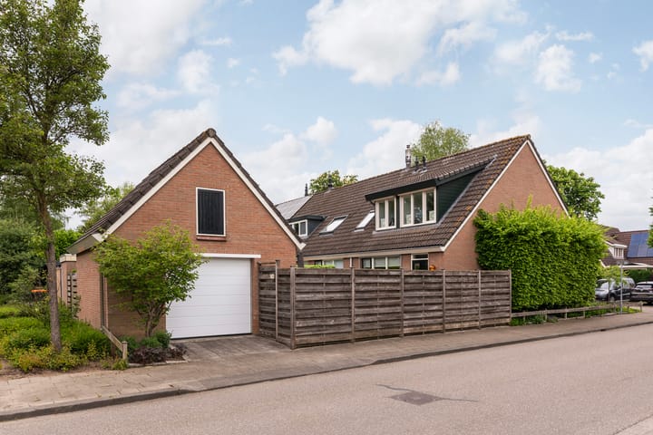 Photo 23 of Willem Dreeslaan 261