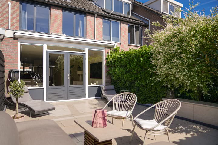 Foto 28 van Poelslaan 7