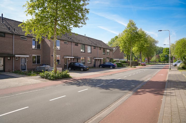 Foto 33 van Poelslaan 7