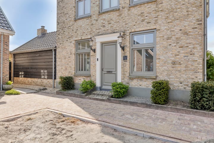 Foto 7 van Arjaan Katsmanstraat 17