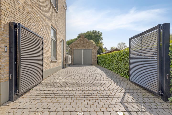 Foto 8 van Arjaan Katsmanstraat 17