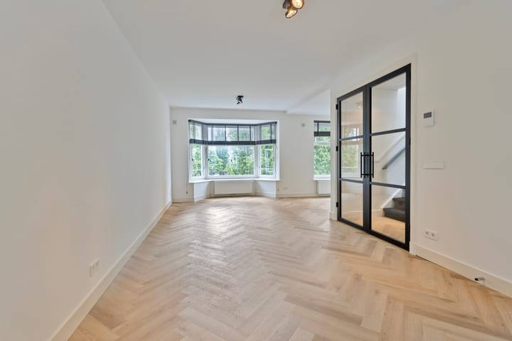 Photo 3 of Kinderdijkstraat 34-3