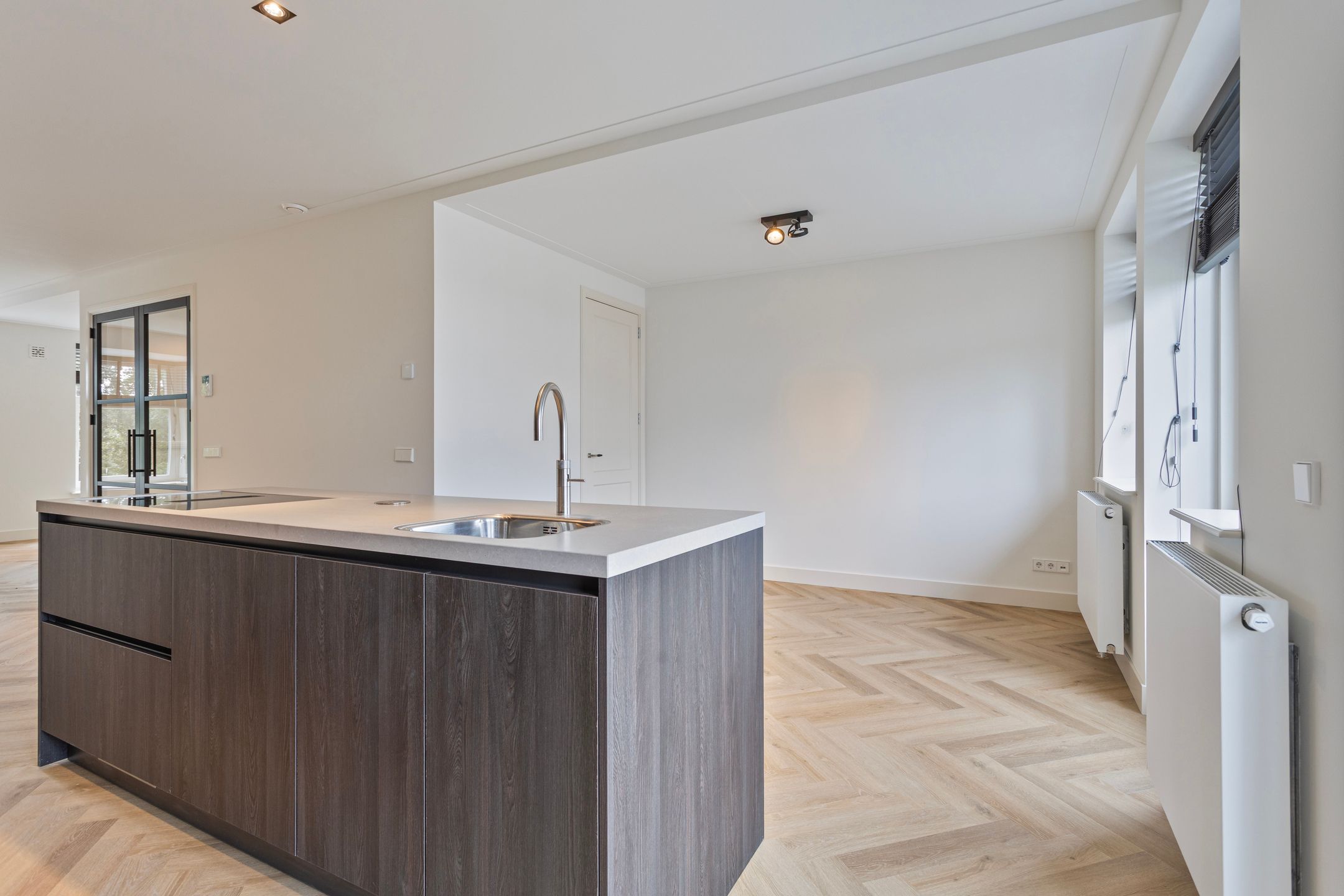 Foto 6 van Kinderdijkstraat 34-3