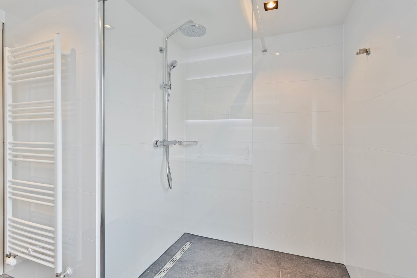 Foto 14 van Kinderdijkstraat 34-3