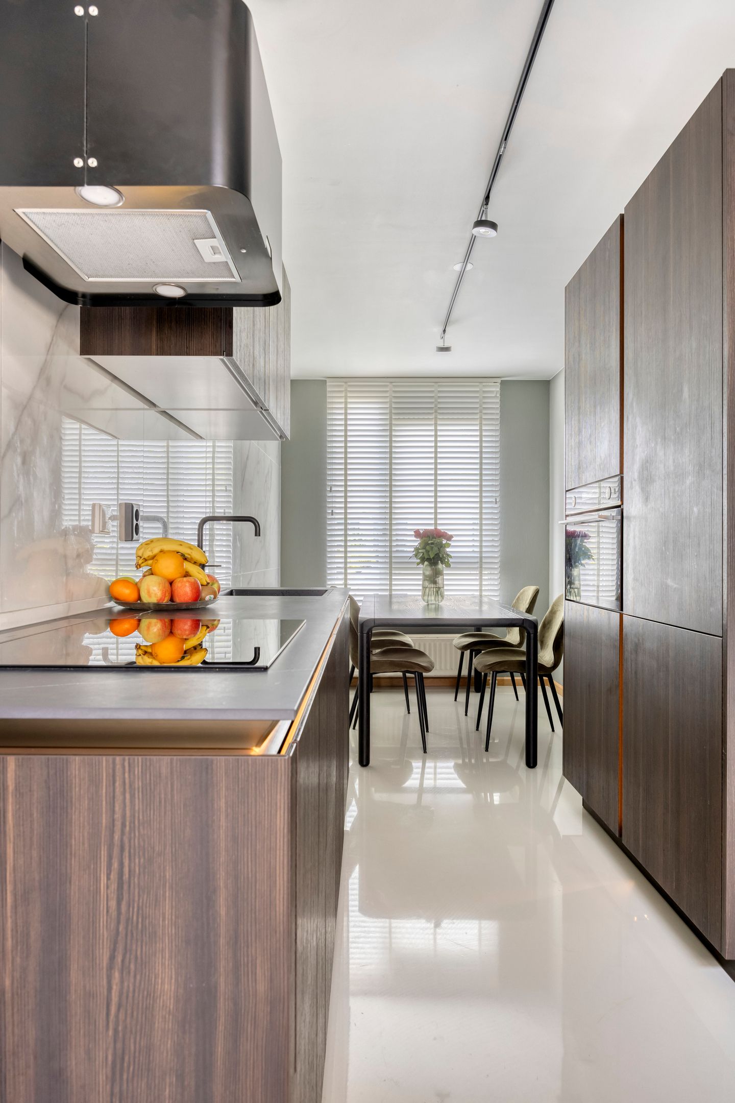 Foto 14 van Driekoningendwarsstraat 31