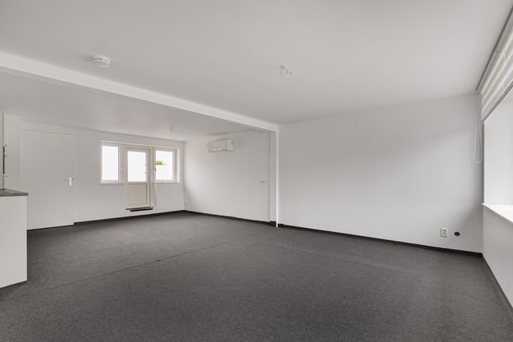 Photo 8 of Achterkerkstraat 30-A