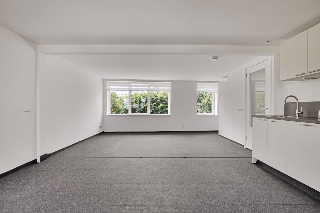 Photo 11 of Achterkerkstraat 30-A