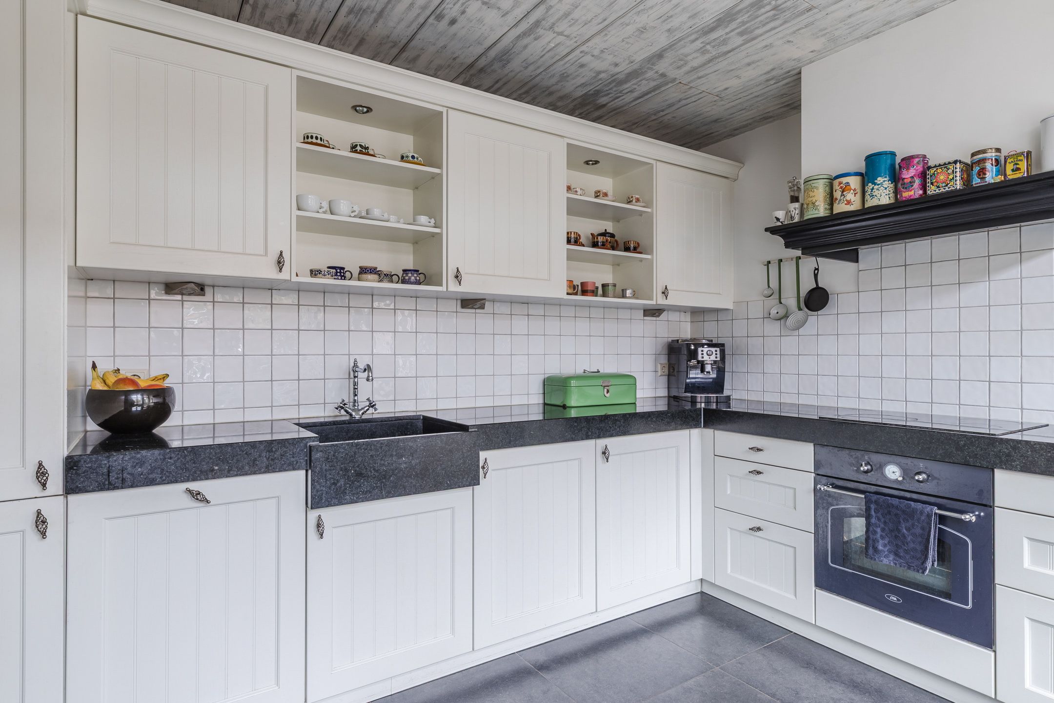 Foto 12 van Lieve Vrouwegracht 10