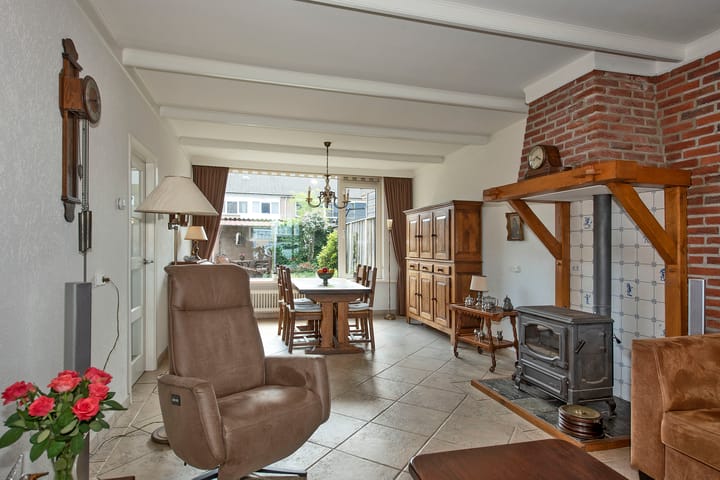 Foto 11 van Johanna van Burenlaan 199