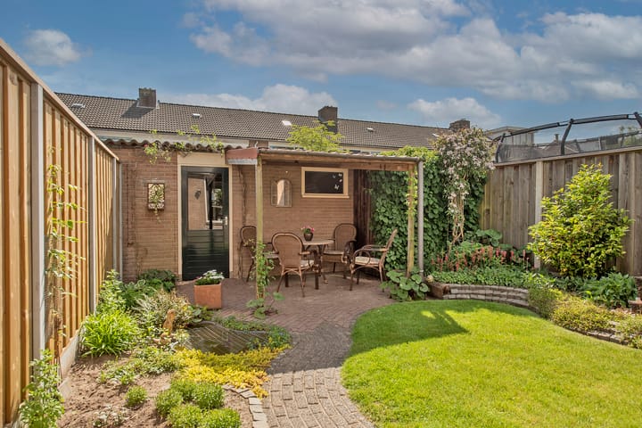 Foto 29 van Johanna van Burenlaan 199