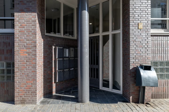 Foto 8 van Catharinastraat 13-D