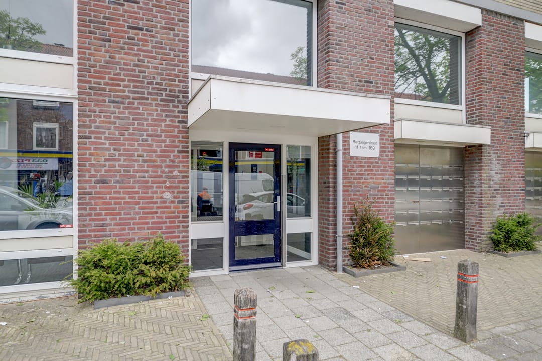 Photo 7 of Rietzangerstraat 85