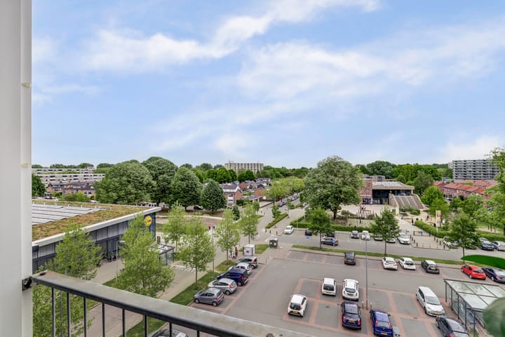 Foto 10 van Rietzangerstraat 85