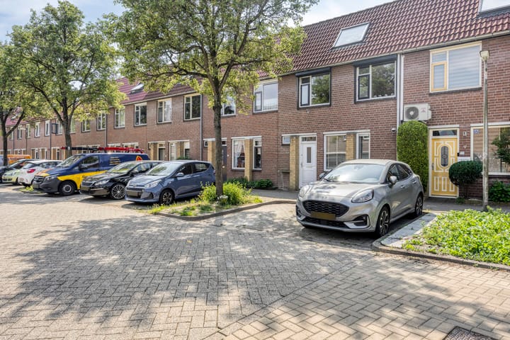 Photo 8 of Jachtwagenstraat 17