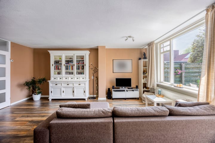 Photo 14 of Jachtwagenstraat 17