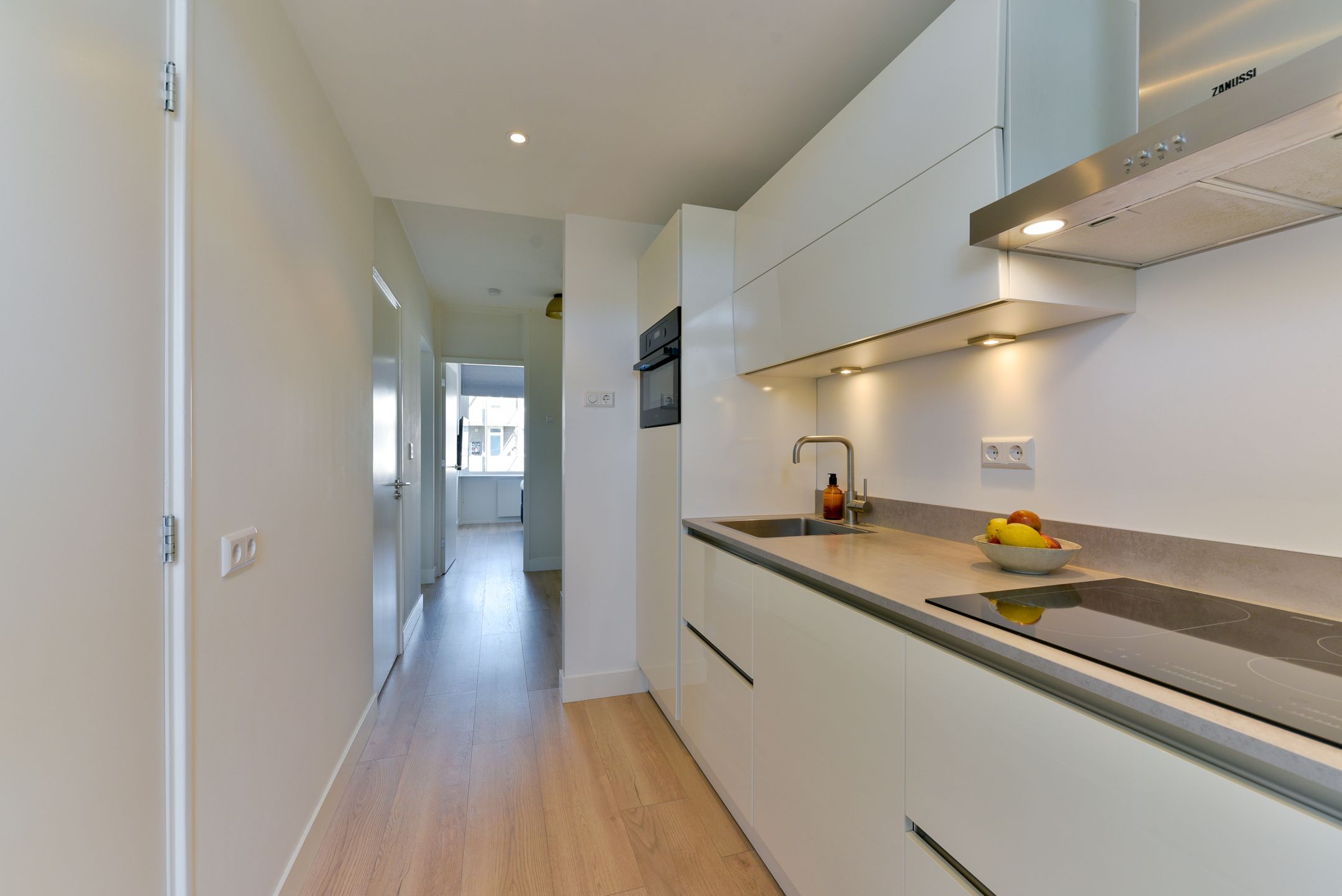 Foto 24 van Nicolaas Maesstraat 98