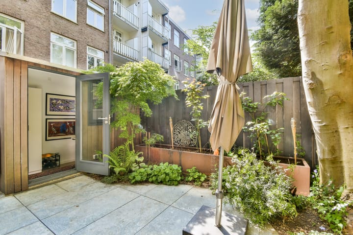 Photo 12 of Waalstraat 32-H