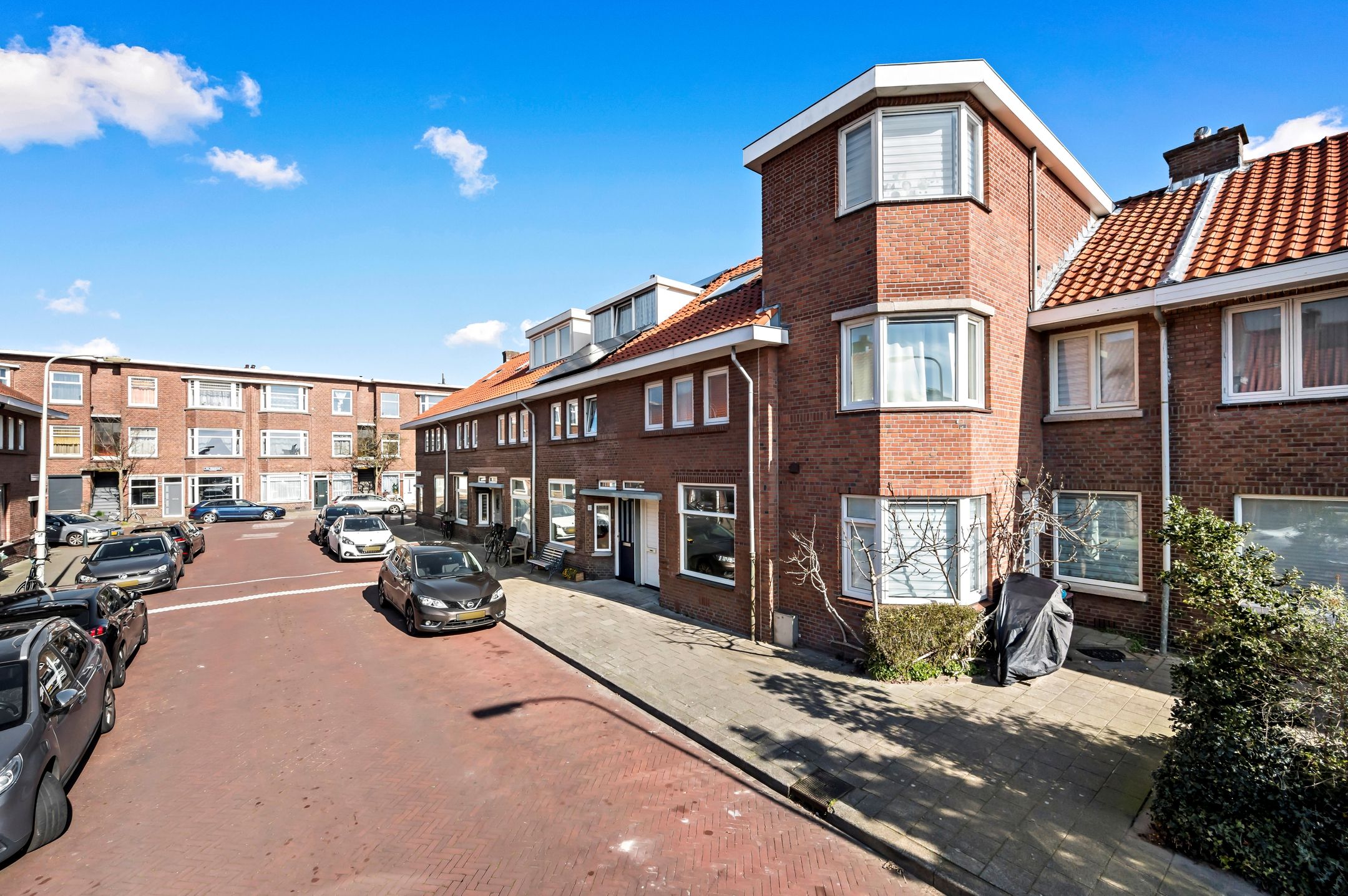 Photo 36 of Rodenbachstraat 8