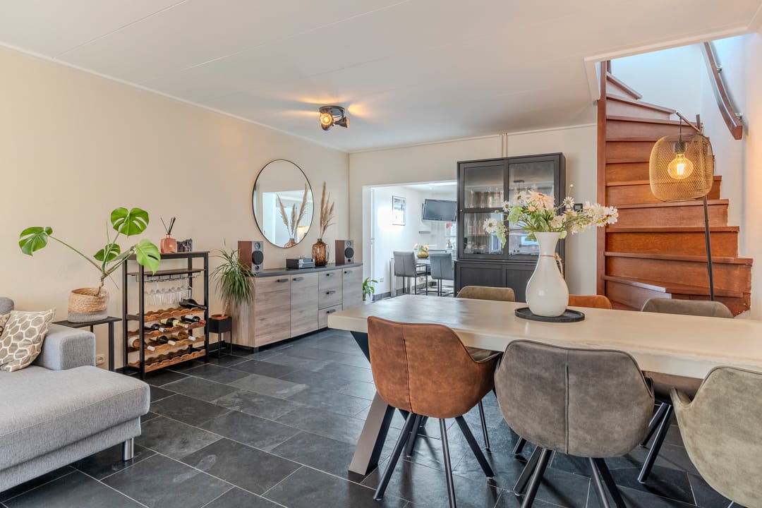 Photo 2 of Paus Adriaanstraat 68