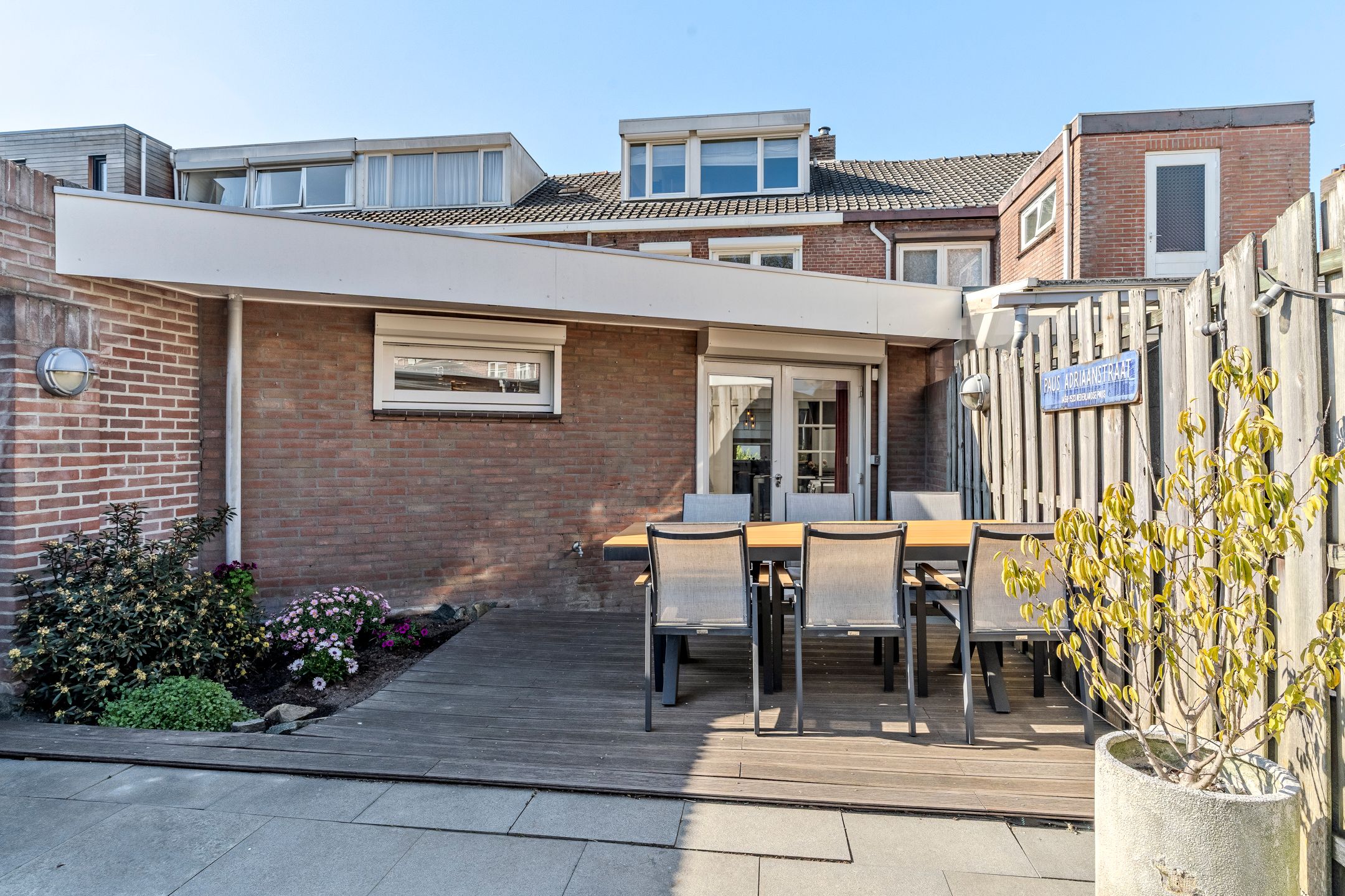 Photo 42 of Paus Adriaanstraat 68