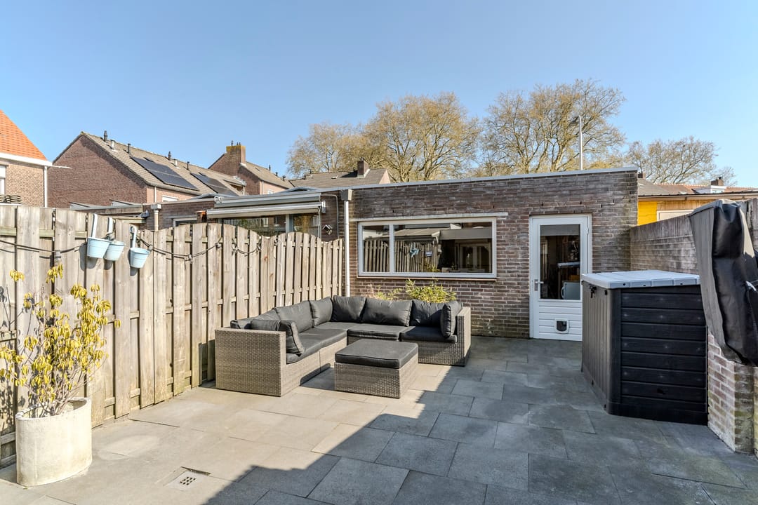 Photo 43 of Paus Adriaanstraat 68