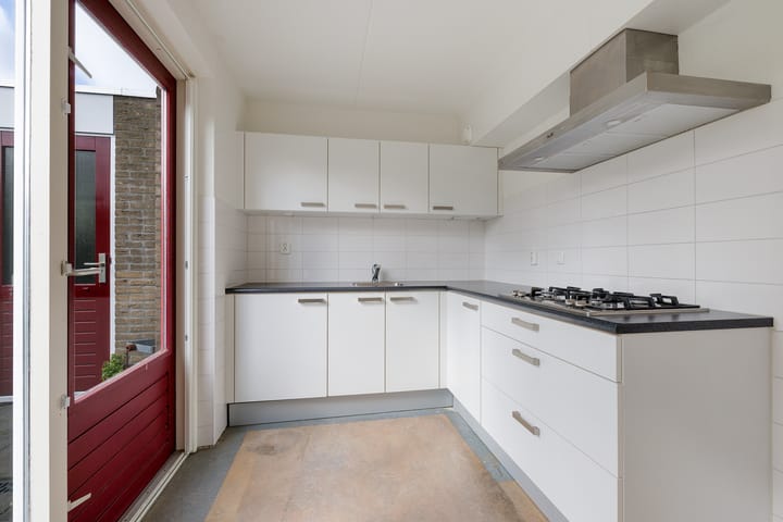 Photo 7 of Reinder Brolsmaplein 20