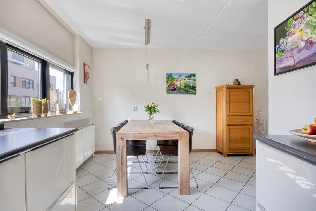 Foto 11 van Waterbies 6