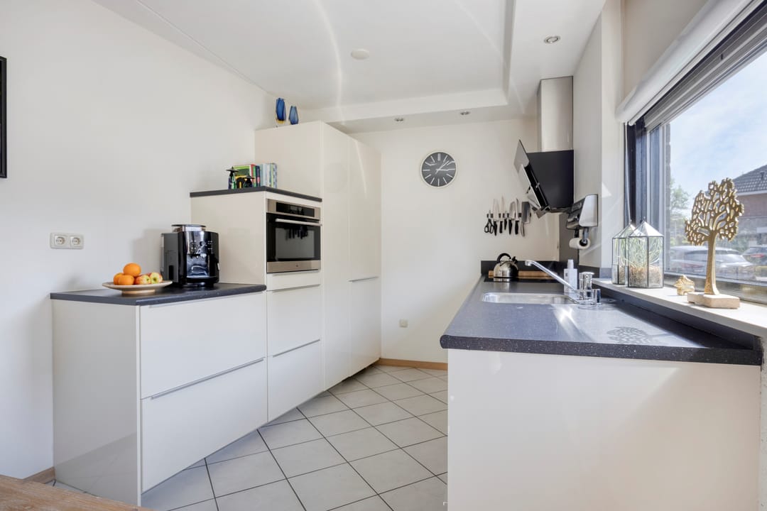 Foto 13 van Waterbies 6