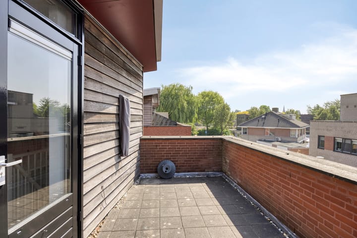 Foto 27 van Waterbies 6