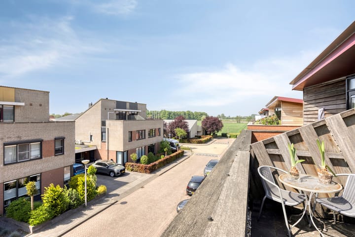 Foto 29 van Waterbies 6