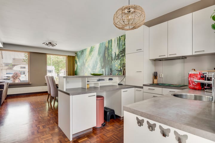 Foto 9 van Azaleastraat 22