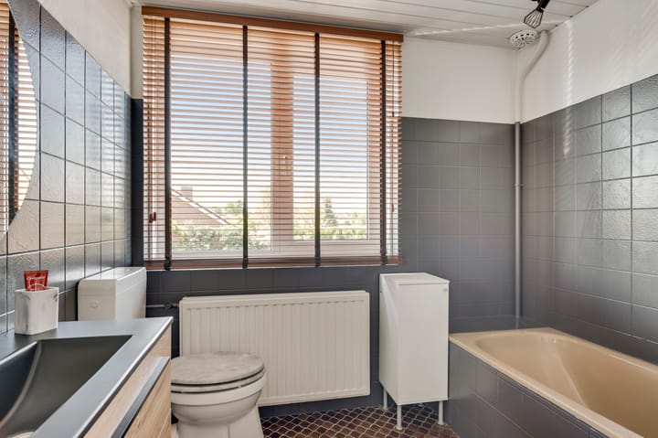 Foto 18 van Azaleastraat 22