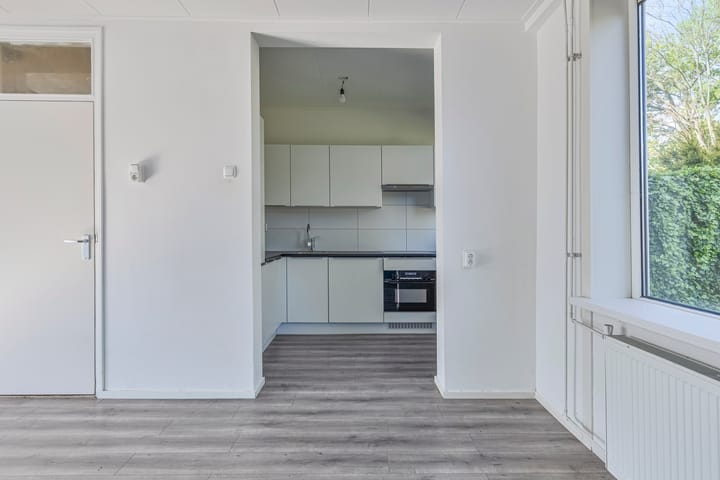 Photo 10 of Ferdinand Huyckstraat 19