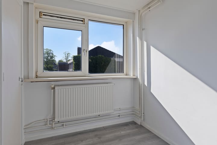 Photo 17 of Ferdinand Huyckstraat 19