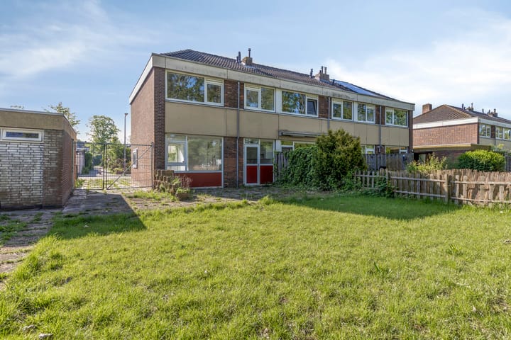 Photo 32 of Ferdinand Huyckstraat 19