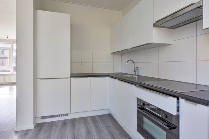 Photo 12 of Ferdinand Huyckstraat 19