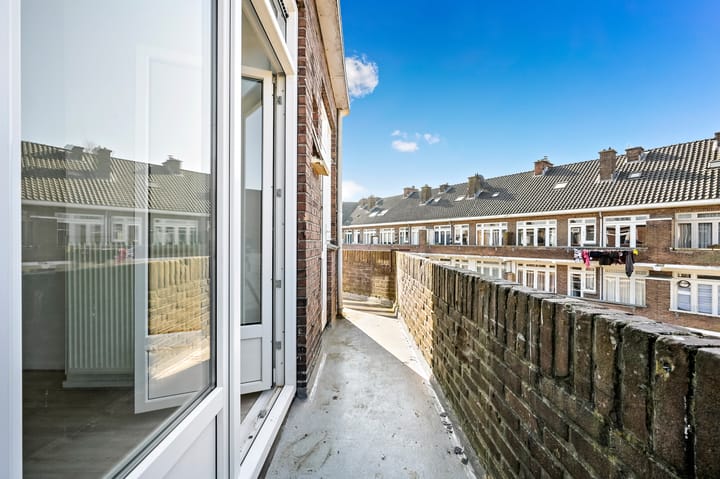 Foto 15 van Damasstraat 321